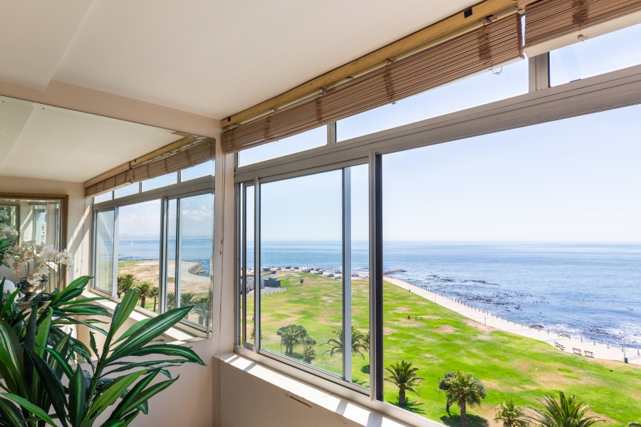 2 Bedroom Property for Sale in Mouille Point Western Cape